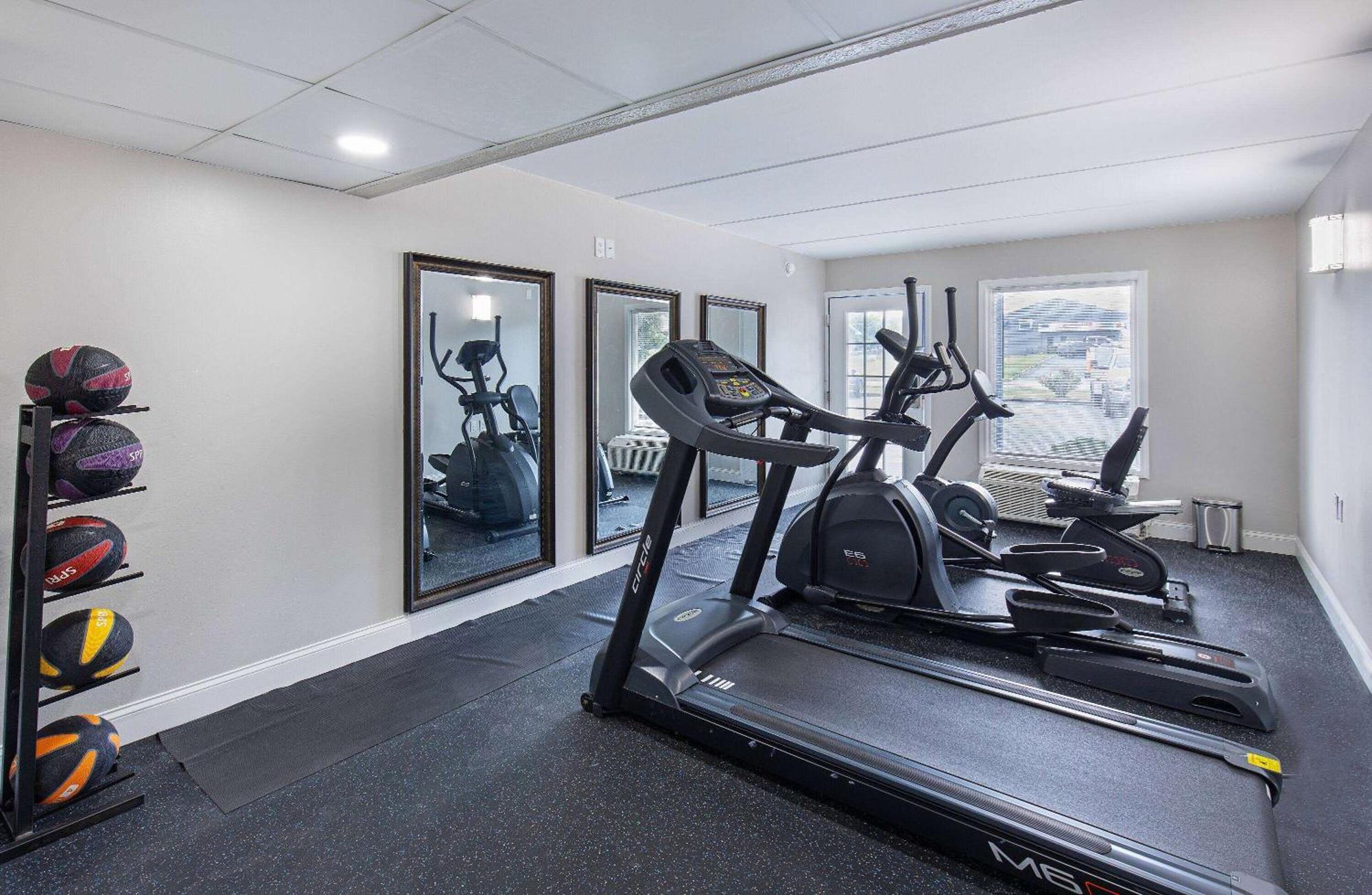 Days Inn By Wyndham Knoxville North Powell Ngoại thất bức ảnh